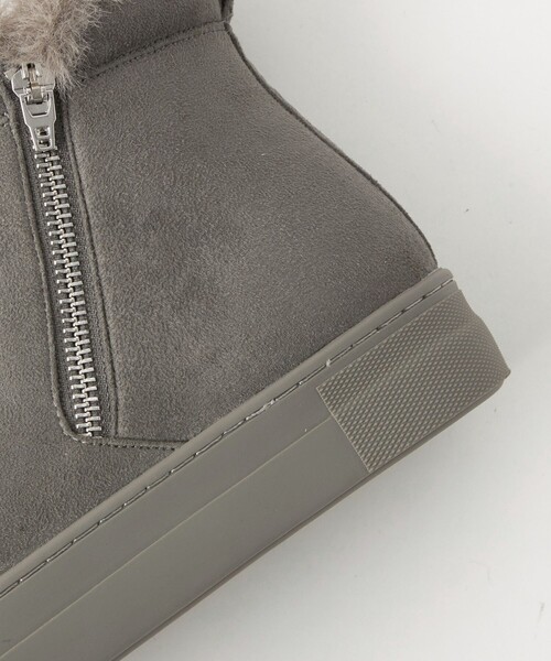 green label relaxing(グリーンレーベルリラクシング)の「【WEB限定】 ハイカットウォーム スニーカー -撥水-(ブーツ・レディース・グレー/ブラック/その他1・S/M/L/XL)」の17枚目の写真