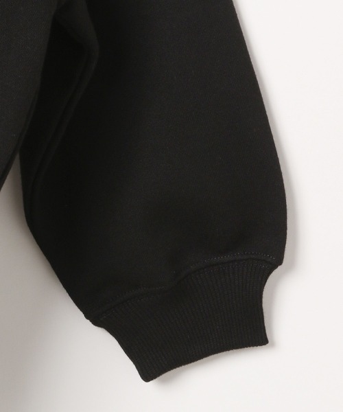 LEPSIM（レプシィム）の「【KIDS】PHOTO裏毛スウェット　204904（スウェット・キッズ・ブラック/オフホワイト・120/140）」の5枚目の写真