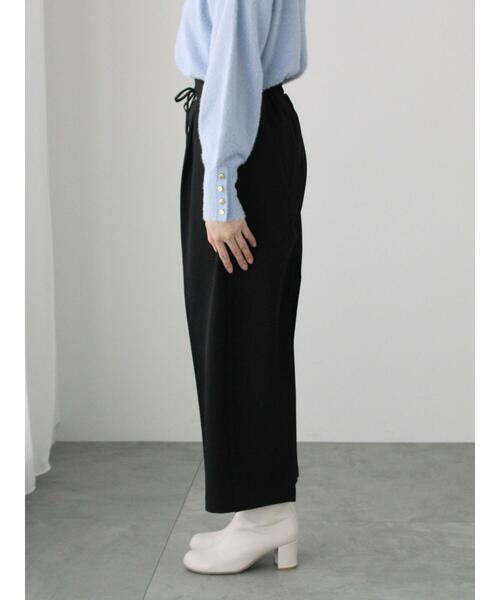 Te chichi TERRASSE（テチチテラス）の「【イージーケア/ストレッチ】タックストレートパンツ（その他パンツ・レディース・グリーン/モカ/ブラック/グレー/チャコールグレー・M/L/S）」の12枚目の写真