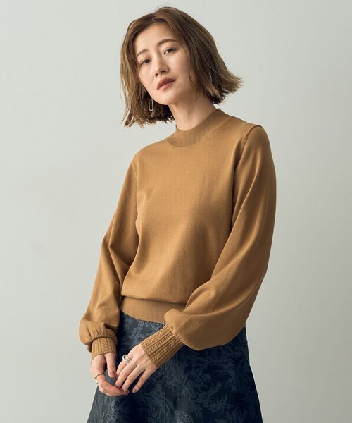 YECCA VECCA(イェッカヴェッカ)の「袖口ケーブルニット(ニット/セーター・レディース・ブラック/アイボリー/ブルーグリーン/レッド/キャメル・FREE)」の6枚目の写真