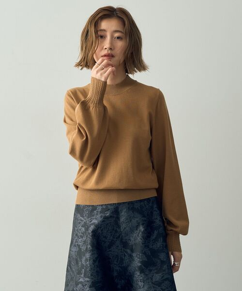 YECCA VECCA(イェッカヴェッカ)の「袖口ケーブルニット(ニット/セーター・レディース・ブラック/アイボリー/ブルーグリーン/レッド/キャメル・FREE)」の5枚目の写真
