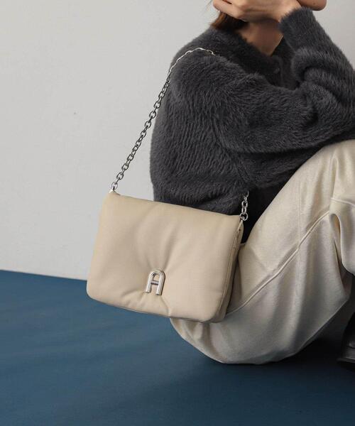 SENSE OF PLACE by URBAN RESEARCH（センスオブプレイスバイアーバンリサーチ）の「『一部WEB限定カラー』チェーンパフバッグ（ショルダーバッグ・レディース・ブラック/アイボリー/カーキ/バーガンディー・ONE）」の11枚目の写真