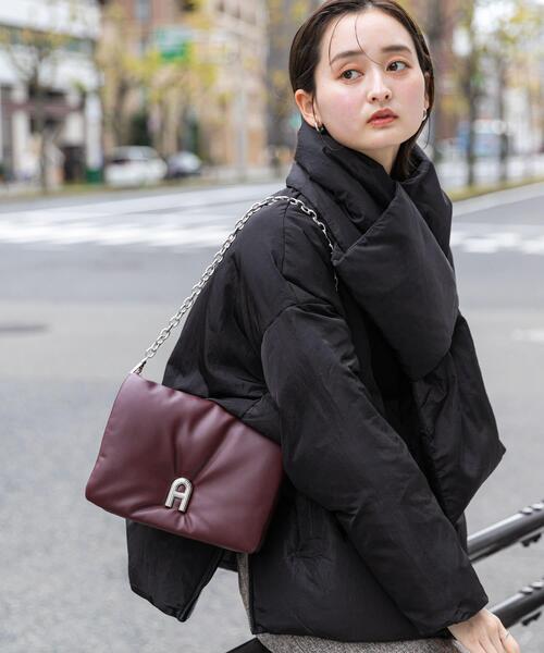 SENSE OF PLACE by URBAN RESEARCH(センスオブプレイスバイアーバンリサーチ)の「『一部WEB限定カラー』チェーンパフバッグ(ショルダーバッグ・レディース・ブラック/アイボリー/カーキ/バーガンディー・ONE)」の22枚目の写真