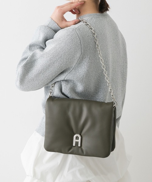 【極美品】  シグネチャーショルダーバッグ 極美品✨コーチ シグネチャー ショルダーバッグ ゴールド金具