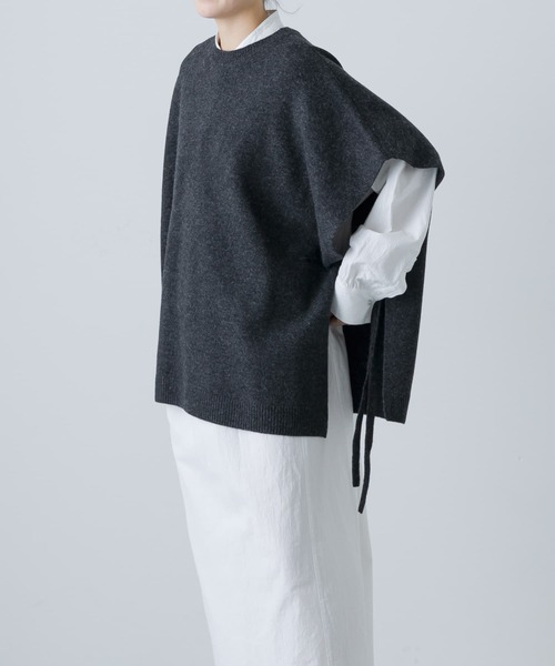 かぐれ（カグレ）の「ハミルトンワイドニットベスト（ベスト・レディース・チャコールグレー/ライトグレー・FREE）」の20枚目の写真