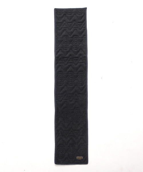 PENDLETON（ペンドルトン）の「PENDLETON ペンドルトン MOUNTAIN MAJESTY FLEECE QUILTING MUFFLER マウンテン マジェスティ フリース キルティング マフラー（マフラー・レディース・オリーブ/チャコール/ベージュ・FREE）」の4枚目の写真