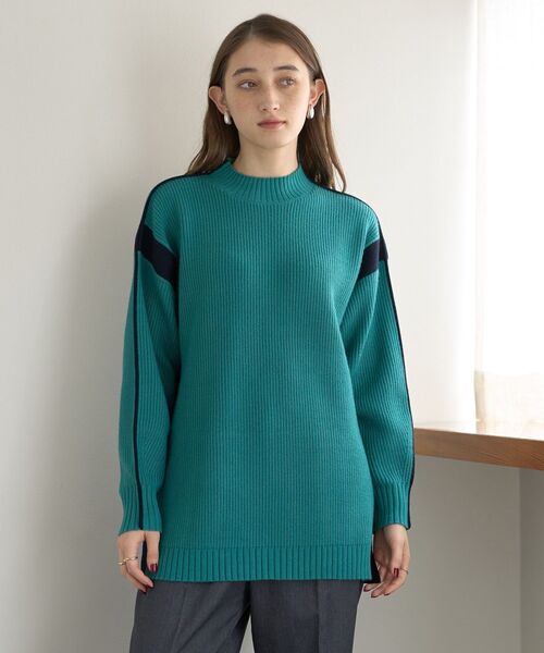 YECCA VECCA(イェッカヴェッカ)の「配色ラインニット(ニット/セーター・レディース・ベージュ/グリーン/杢グレー・FREE)」の3枚目の写真