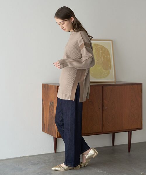 YECCA VECCA(イェッカヴェッカ)の「配色ラインニット(ニット/セーター・レディース・ベージュ/グリーン/杢グレー・FREE)」の4枚目の写真