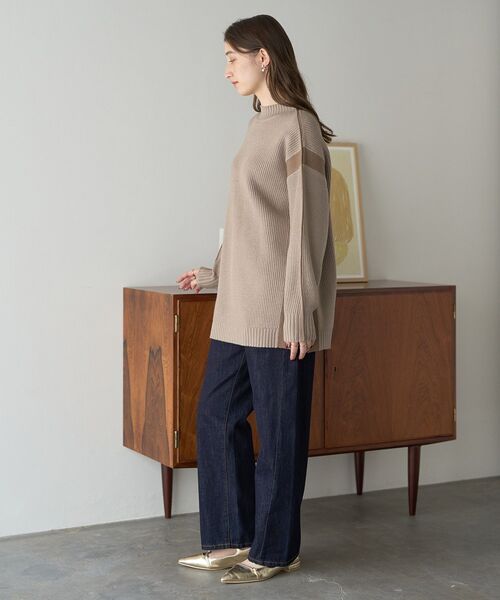 YECCA VECCA(イェッカヴェッカ)の「配色ラインニット(ニット/セーター・レディース・ベージュ/グリーン/杢グレー・FREE)」の5枚目の写真