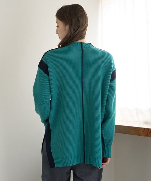 YECCA VECCA(イェッカヴェッカ)の「配色ラインニット(ニット/セーター・レディース・ベージュ/グリーン/杢グレー・FREE)」の9枚目の写真