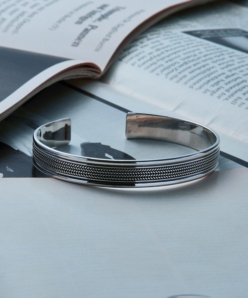 MAISON CLUB(メゾンクラブ)の「【MAISON CLUB】Anderson Rope Bangle M / Silver925/アンダーソンロープバングルM シルバー925 KUN(バングル/リストバンド・メンズ・シルバー・FREE)」の6枚目の写真