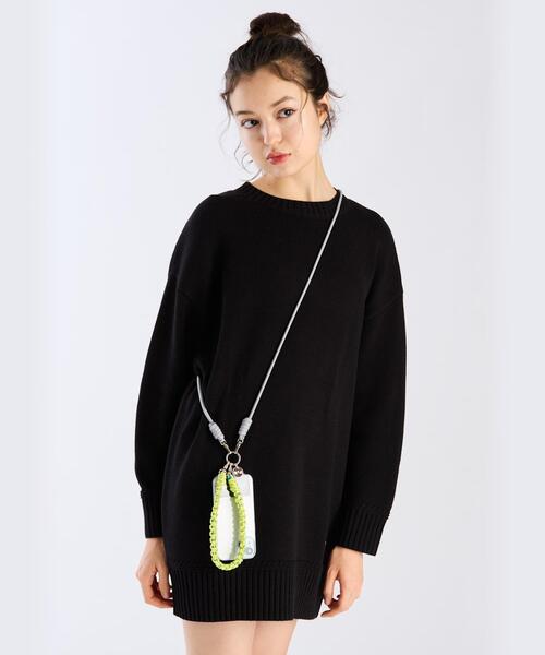 To b. by agnes b.（トゥービーバイアニエスベー）の「WX33 MOBILE