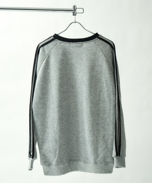 ALLuRing ChaRm(アリュリングチャーム)の「AR Logo Gaming Sweat / ARロゴゲーミング風スウェット(スウェット・レディース・ネイビー/グレー/ブラック・FREE)」の10枚目の写真