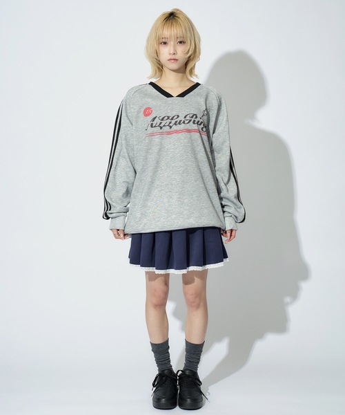ALLuRing ChaRm(アリュリングチャーム)の「AR Logo Gaming Sweat / ARロゴゲーミング風スウェット(スウェット・レディース・ネイビー/グレー/ブラック・FREE)」の14枚目の写真
