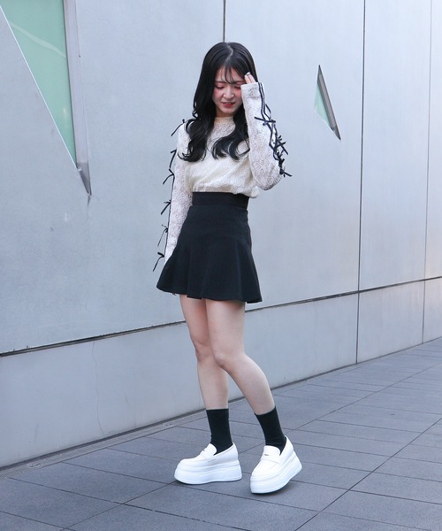 EVOL(イーボル)の「【XS-LLサイズ展開・軽量】8cm厚底コインローファー IY5735(ローファー・レディース・ホワイト/ブラック/ブラウン・L/M/S/XS/LL)」の4枚目の写真