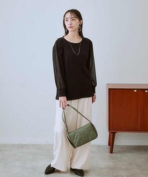 nissen（ニッセン）の「シアーボリューム袖リブカットソー（Tシャツ/カットソー・レディース・チャコールグレー/ブラック/グレイッシュベージュ/ブラウン・L/S/LL/M/3L/4L/5L/6L）」の12枚目の写真