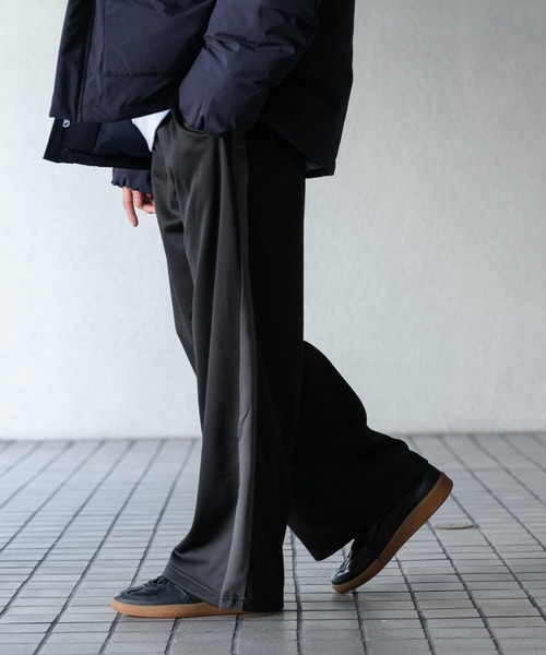 SENSE OF PLACE by URBAN RESEARCH（センスオブプレイスバイアーバンリサーチ）の「ラインジャージパンツ（その他パンツ・メンズ・ブラウン/グリーン/ブラック・MEDIUM/LARGE）」の4枚目の写真