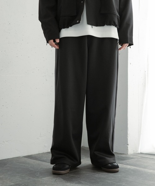 SENSE OF PLACE by URBAN RESEARCH（センスオブプレイスバイアーバンリサーチ）の「ラインジャージパンツ（その他パンツ・メンズ・ブラウン/グリーン/ブラック・MEDIUM/LARGE）」の9枚目の写真