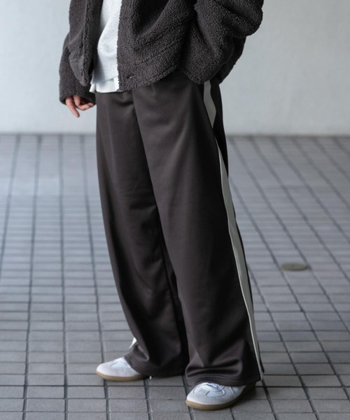 SENSE OF PLACE by URBAN RESEARCH（センスオブプレイスバイアーバンリサーチ）の「ラインジャージパンツ（その他パンツ・メンズ・ブラウン/グリーン/ブラック・MEDIUM/LARGE）」の18枚目の写真