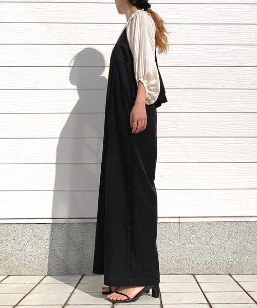 Q（キュー）の「バックフリルキャミサロペ（サロペット/オーバーオール・レディース・ライトブルー/ブラック・MEDIUM）」の4枚目の写真