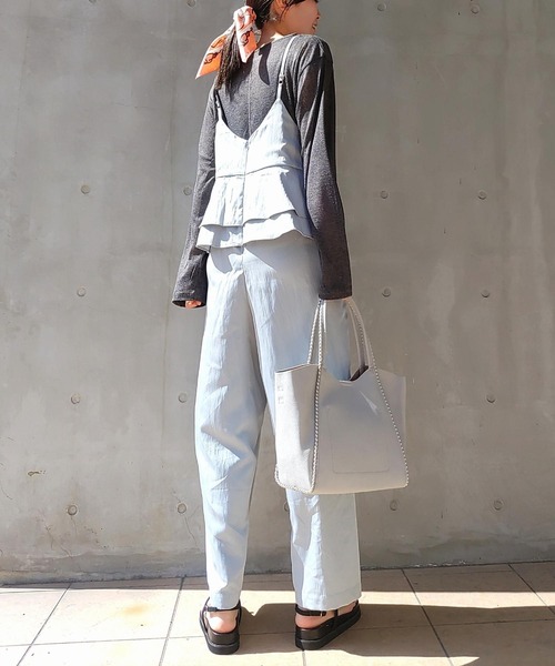 Q（キュー）の「バックフリルキャミサロペ（サロペット/オーバーオール・レディース・ライトブルー/ブラック・MEDIUM）」の21枚目の写真