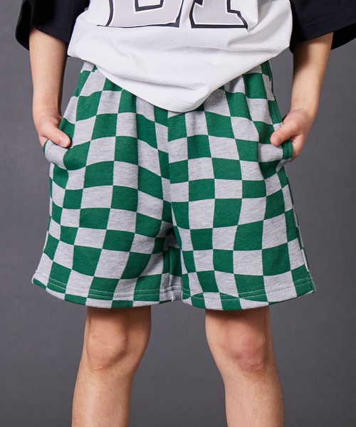 PAIRMANON STREET（ペアマノンストリート）の「【PAIRMANON STREET】裏毛 総柄 プリント ショートパンツ（その他パンツ・キッズ・ホワイト系その他2/ブラック系その他2/ブラック系その他3/ブラック系その他4/グリーン系その他/ブルー系その他/ベージュ系その他/グレー系その他/ブラック系その他/ピンク/グレー/ホワイト系その他/ブラック・90/100/110/120/130/140/150/160）」の11枚目の写真