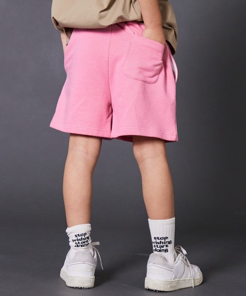 PAIRMANON STREET（ペアマノンストリート）の「【PAIRMANON STREET】裏毛 総柄 プリント ショートパンツ（その他パンツ・キッズ・ホワイト系その他2/ブラック系その他2/ブラック系その他3/ブラック系その他4/グリーン系その他/ブルー系その他/ベージュ系その他/グレー系その他/ブラック系その他/ピンク/グレー/ホワイト系その他/ブラック・90/100/110/120/130/140/150/160）」の13枚目の写真