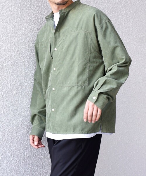 SHIPS any（シップス エニィ）の「SHIPS any:〈洗濯機可能〉フェード ピーチスキン バンドカラー シャツ◇（シャツ/ブラウス・メンズ・オリーブ/ブラック/ブルー/キャメル/ダークオリーブ/ロイヤルブルー・LARGE/MEDIUM/SMALL）」の20枚目の写真