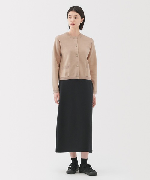 無印良品(ムジルシリョウヒン)の「婦人 洗えるニットクルーネックカーディガン(カーディガン/ボレロ・レディース・グレー/ブラック/オフホワイト/ライトピンク/グリーン・XL/L/M/S)」の11枚目の写真