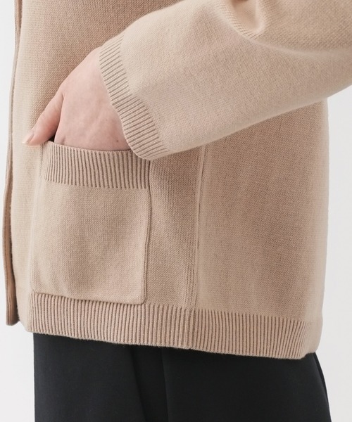 無印良品(ムジルシリョウヒン)の「婦人 洗えるニットクルーネックカーディガン(カーディガン/ボレロ・レディース・グレー/ブラック/オフホワイト/ライトピンク/グリーン・XL/L/M/S)」の6枚目の写真