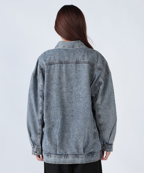 CECIL McBEE（セシルマクビー）の「オーバーサイズデニムジャケット（デニムジャケット・レディース・ブルー/ブラック/ネイビー・MEDIUM/LARGE）」の11枚目の写真