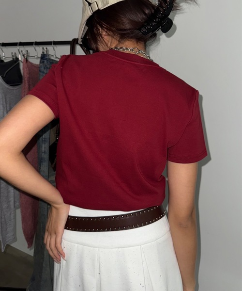 SHAGGIE(シャギー)の「キラキラストーンミニタイトTシャツ(Tシャツ/カットソー・レディース・チャコールグレー/レッド/ピンク/ホワイト/ブルー/ブラウン・FREE)」の8枚目の写真