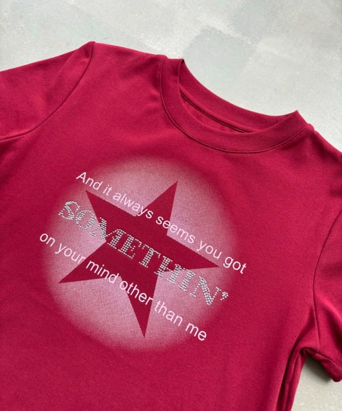 キラキラ　ストーン　Tシャツ キラキラストーンミニタイトTシャツ（Tシャツ/カットソー