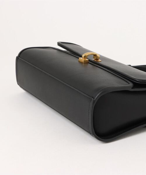 ROPE'（ロペ）の「フラップワイドレザーハンドバッグ（ショルダーバッグ・レディース・ブラック/ベージュ・FREE）」の17枚目の写真