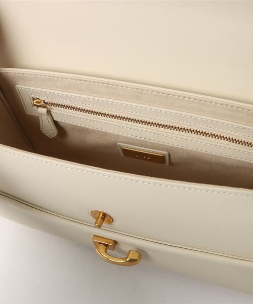 ROPE'（ロペ）の「フラップワイドレザーハンドバッグ（ショルダーバッグ・レディース・ブラック/ベージュ・FREE）」の19枚目の写真