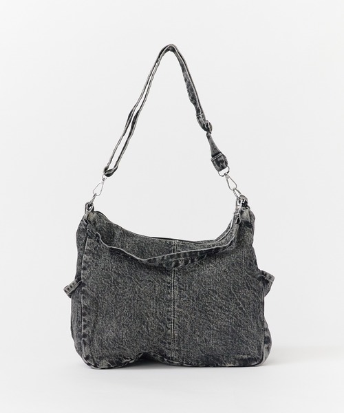 ROOPTOKYO(ループトウキョウ)の「サイドポケット付き デニム風ショルダーバッグ 2WAY(ショルダーバッグ・レディース・ブルー/ブラック・FREE)」の14枚目の写真