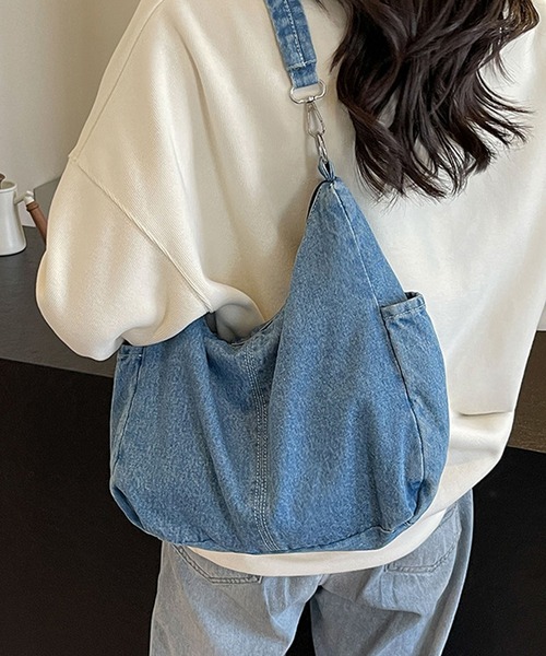 ROOPTOKYO(ループトウキョウ)の「サイドポケット付き デニム風ショルダーバッグ 2WAY(ショルダーバッグ・レディース・ブルー/ブラック・FREE)」の19枚目の写真