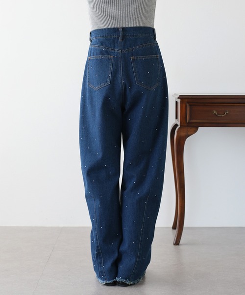BLUEEAST(ブルーイースト)の「ラインストーンカーブデニムパンツ(デニムパンツ・レディース・ネイビー/ブルー/ブルー系・SHORT/MEDIUM/LARGE)」の17枚目の写真