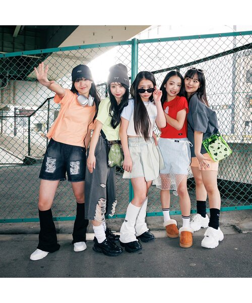 algy(アルジー)の「フロントシャーリング半袖T(Tシャツ/カットソー・キッズ・ブラック/アイボリー/イエロー・SMALL/MEDIUM/X-SMALL/XX-SMALL)」の6枚目の写真