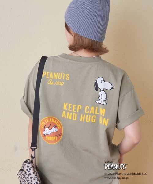 CUBE SUGAR（キューブシュガー）の「PEANUTS(ピーナッツ)21/-OE天竺スヌーピーTシャツ（Tシャツ/カットソー・レディース・ナチュラル/カーキ/マルチ/スミクロ/レッド・M）」の3枚目の写真