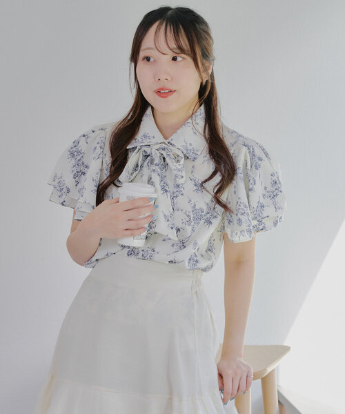 Another Branch olive des olive(アナザーブランチオリーブデオリーブ)の「アソートボウタイブラウス(シャツ/ブラウス・レディース・ブルー系その他/グレー系その他2/オフホワイト・FREE)」の9枚目の写真