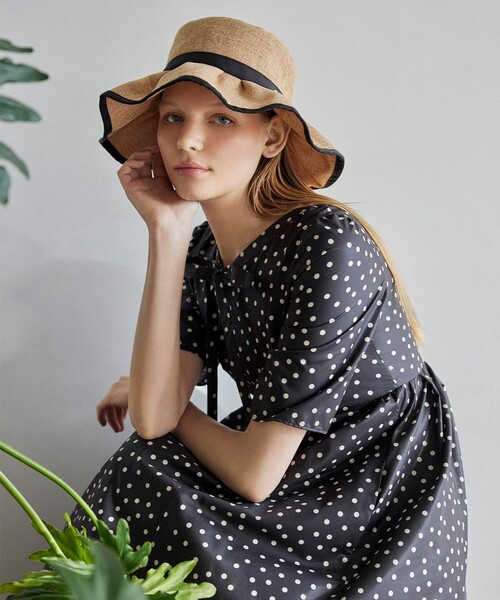TOCCA（トッカ）の「RAINY MORNING ドレス（ドレス・レディース・ホワイト系5/ブラック系5・00/2/4/6/0）」の9枚目の写真