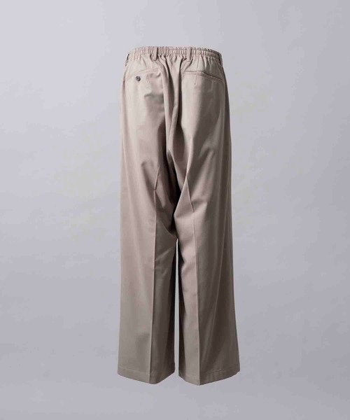 MAISON SPECIAL（メゾンスペシャル）の「《UNISEX》Wool Mix Continuous Tow-Tuck Wide Pants/ウールミックスコンティニュアスツータックワイドパンツ【MAISON SPECIAL/メゾンスペシャル】（スラックス・メンズ・ネイビー/その他/ダークグレー/グレイッシュベージュ/ブラック・2/1/0）」の9枚目の写真