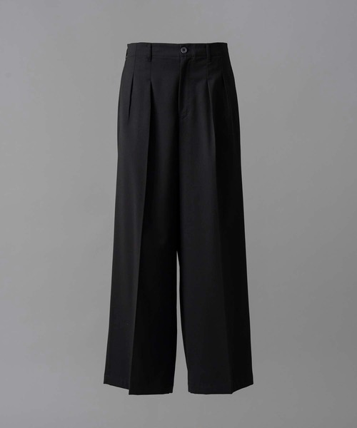 メゾンスペシャル　ウール　立体裁断　スラックス　サイズ0 定価26,400円　黒 UNISEX》Wool Mix Continuous Tow-Tuck Wide Pants/ウール