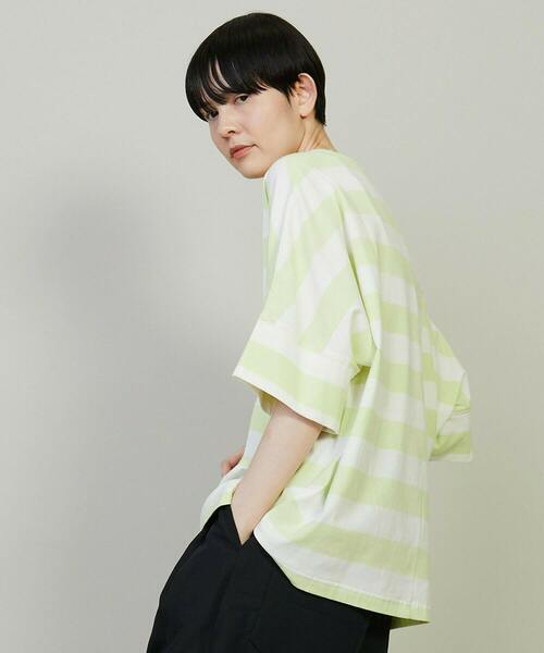 FRAPBOIS（フラボア）の「ドルマンカット カットソー（Tシャツ/カットソー・レディース・ライム/グリーン系その他/ブルー系その他・1）」の4枚目の写真