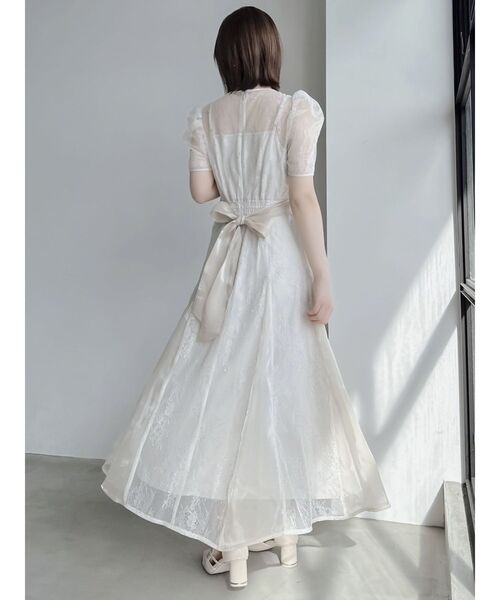 dazzlin(ダズリン)の「ラメチュールレースパイピングドレス(ドレス・レディース・ブルー/アイボリー/ブラック・SMALL/MEDIUM)」の18枚目の写真