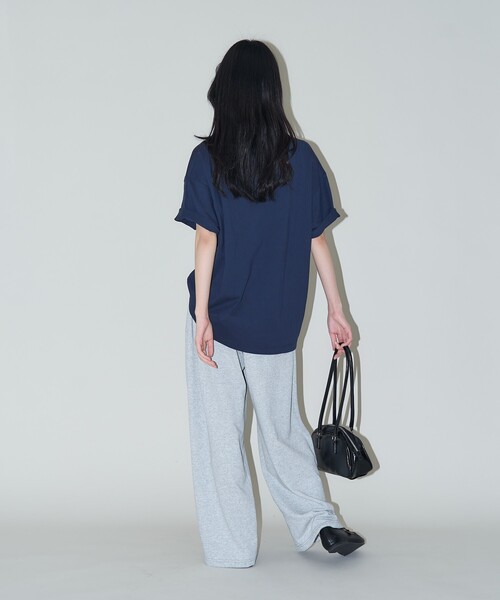 PUBLUX（パブリュクス）の「PUBLUX/パブリュクス フロッキー キャット アニマルプリントTシャツ　限定展開（Tシャツ/カットソー・レディース・ネイビー/オフホワイト/ライトグレー・SMALL/MEDIUM/LARGE）」の6枚目の写真