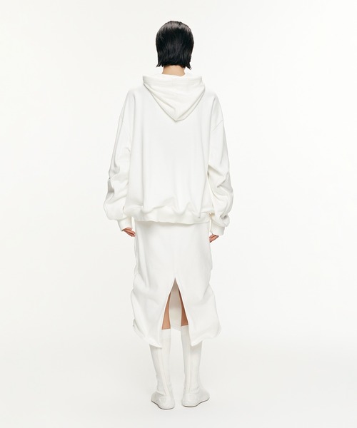 JNBY(ジェーエヌビーワイ)の「Oversized Wire Hoodie / ワイヤーフーディー(パーカー・レディース・ホワイト/ブラック/グレー・36/34/38)」の17枚目の写真