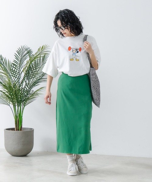 DISCUS(ディスカス)の「【DISCUS/ディスカス×Disney/ディズニー】グラフィックプリントTシャツ(Tシャツ/カットソー・レディース・ホワイト系その他/ブラック系その他/ホワイト系その他4/ブラック系その他2/ホワイト系その他2/ホワイト系その他3/ブラック系その他3/ブラック系その他4・MEDIUM/LARGE)」の13枚目の写真