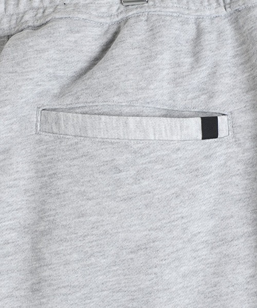 DAIWA PIER39（ダイワピア39）の「DAIWA PIER39 / ダイワ ピアサーティナイン：TECH SWEAT PANTS：BP-56025[PIE]（スウェットパンツ・メンズ・トップグレー・S/M/L）」の8枚目の写真